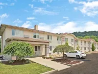 Super 8 by Wyndham Canonsburg/Pittsburgh Area