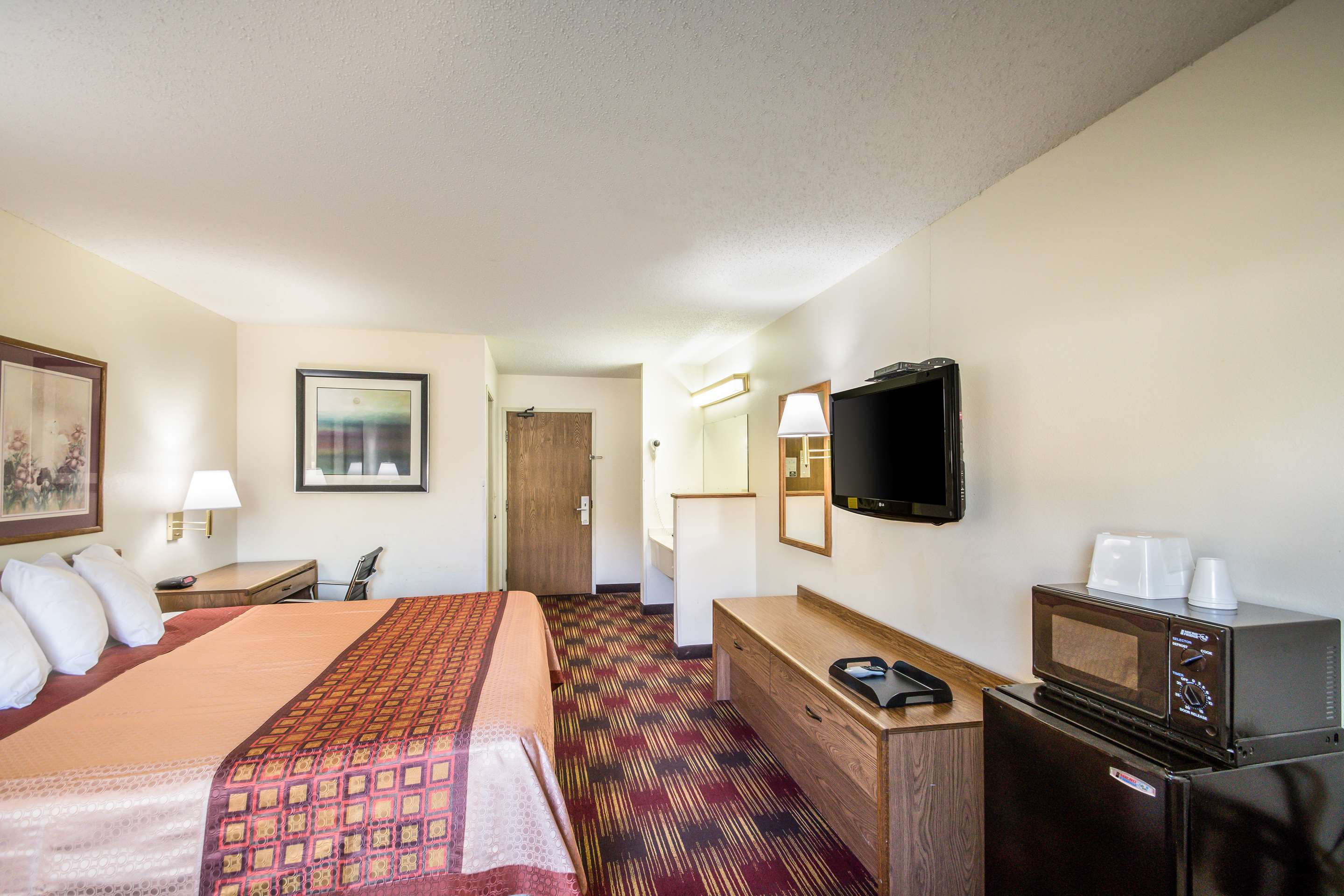 Americas Best Value Inn & Suites Harrisonville