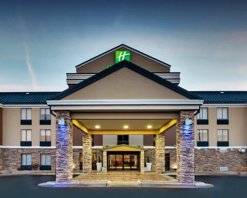 Holiday Inn Express & Suites CEDAR RAPIDS-I-380 @ 33RD AVE by IHG Hotels in Cedar Rapids