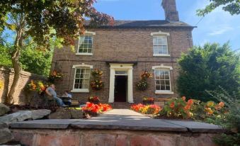 Foundry Masters House