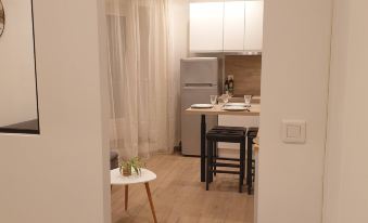 Charming Studio with Sleeping Area - Old Town