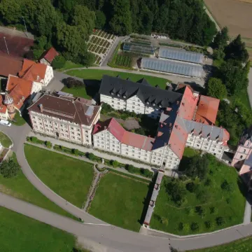 Luxury two bedroom Crown apartament - Housity