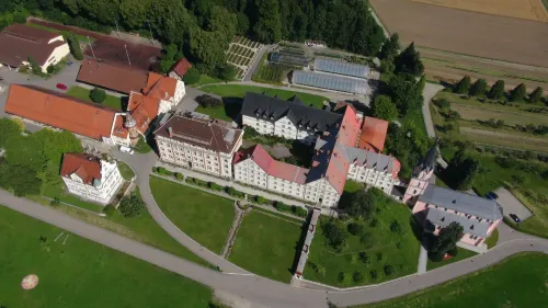 Kloster Bonlanden Hotels in Altenstadt