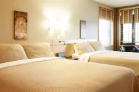 르 도핀 세인트-히아신스 Centre de la Nature Mont Saint-Hilaire 주변 호텔