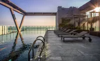 新山市中心假日酒店 - 海景