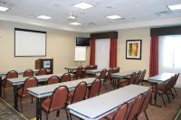 Holiday Inn Express & Suites Houston South - Pearland