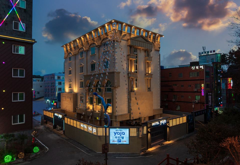 1. 사천 HOTEL..