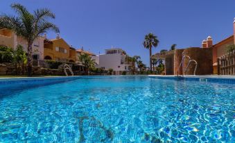 Zahara Sol Villas y Apartamentos by QHotels