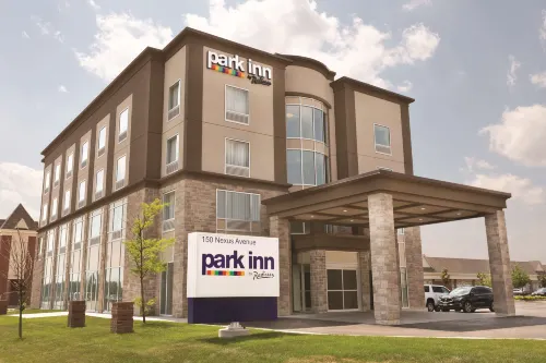 Park Inn by Radisson Brampton, on