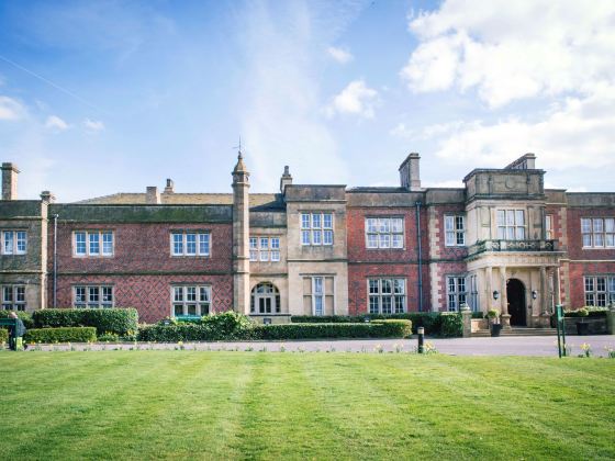 De Vere Cranage Estate