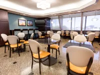 Drury Inn & Suites Kansas City Airport Hotels near Tiffany Hills Park
