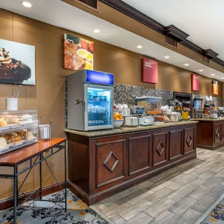 Comfort Suites Southgate-Detroit