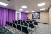 Hôtel le Kennedy, Clermont-Ferrand, the Originals Relais Hotels in Gerzat