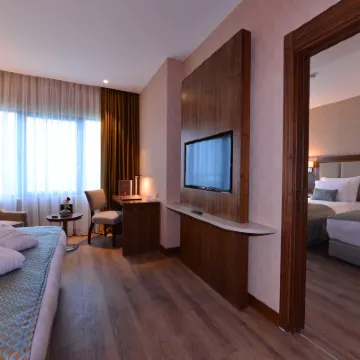 Clarion Hotel Istanbul Mahmutbey Hôtels à proximité de : Bağcılar