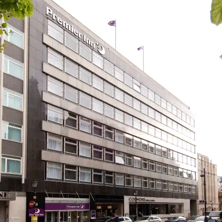 Premier Inn Birmingham City (Waterloo St) Отели рядом с достопримечательностью «Фабрика фурнитуры для гробов братьев Ньюман»