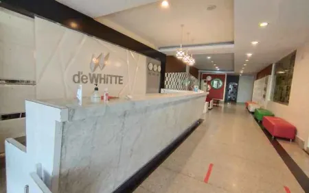 De Whitte Hotel (Citismart Hotel)