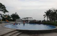 Apartemen Grand Kamala Lagoon by  Skyroom