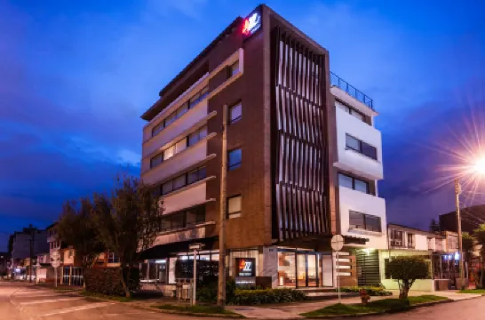AZ Hotel Hoteles cerca de Parque Central Simón Bolívar