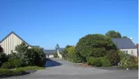 Jade Court Motel Hotels in Seaview