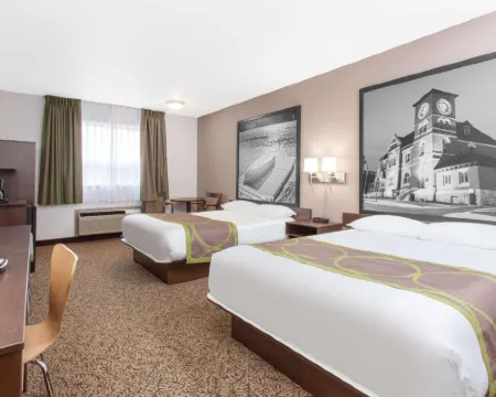 Super 8 by Wyndham Kenora Hoteles en Kenora