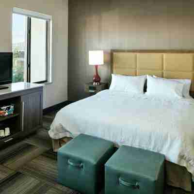 Hampton Inn & Suites Arroyo Grande/Pismo Beach Area Rooms