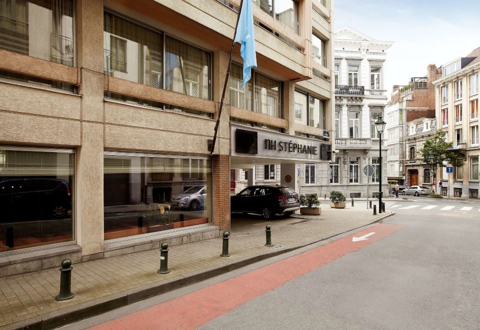 2. NH 호텔 스테..