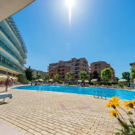 Ivana Palace Hotel - Free Parking