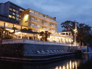 Holiday Hotel Yachtsport Resort Lago Maggiore