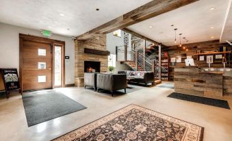 Boulder Mountain Lodge