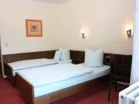 Hotel Restaurant Rothkopf Hotels in Euskirchen