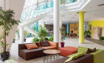 Ivana Palace Hotel - Free Parking