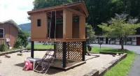 A Holiday Motel - Maggie Valley