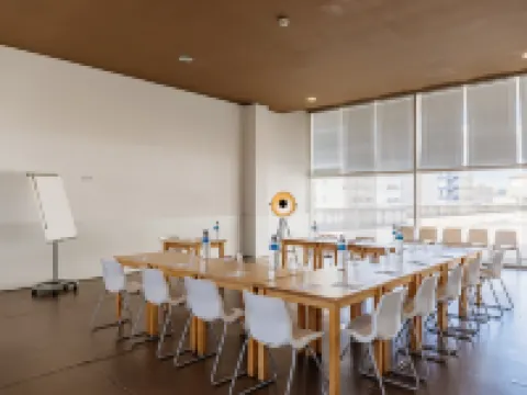 Basic Braga by Axis Hotels in Braga