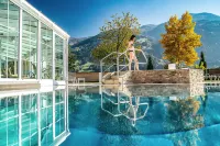 Hotel & Spa Held 4 Sterne Superior, Zillertal Hotel di Fugen