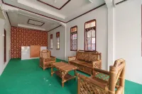 RedDoorz Syariah near UISU Medan Hotel di Medan Kota