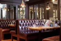 The Fleece - bar