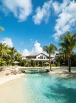 Choisy les Bains with Lov - Pool