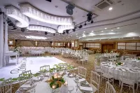 Atakosk Group Hotels - อ่างจากุชชี่