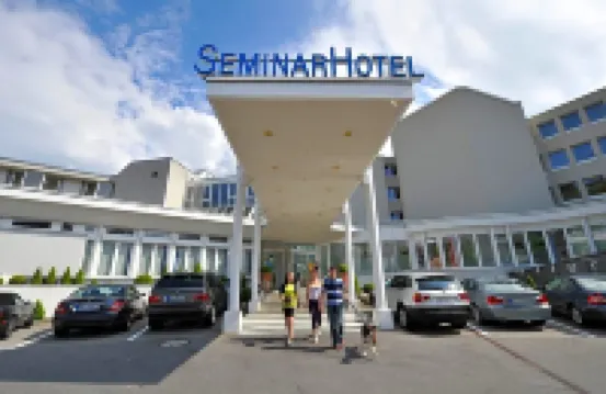 下埃格里艾格利西精品研討會酒店 酒店