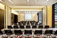 AlRayyan Hotel Doha, Curio Collection by Hilton Hotel a Al Shahaniya