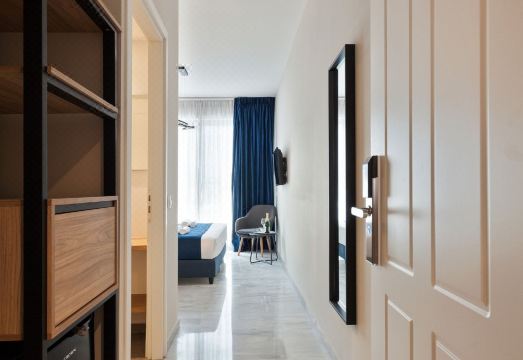 트렌디 호텔 바이 아테네 프라임 호텔 외관