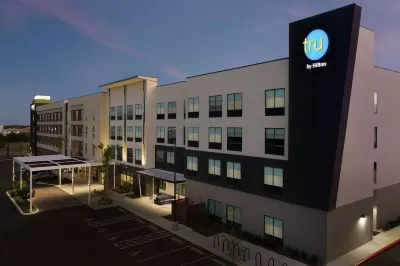 Tru by Hilton San Antonio Lackland SeaWorld Hotels near West San Antonio