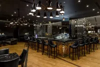DoubleTree by Hilton Minsk - bar