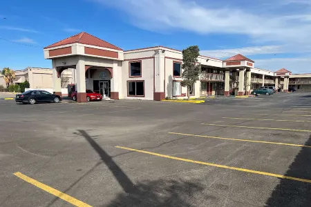 Baymont by Wyndham Odessa University Area