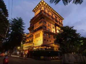 Basera Boutique Hotel