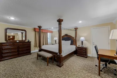 Best Western Plus Wooster Hotel  Conference Center