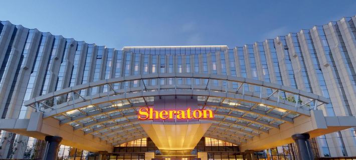 Sheraton Changchun Jingyuetan Hotel Hotele w: Changchun