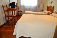 Pensión Residencia Buenos Aires Hôtels à : Vigo