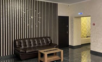 Victoria City Hotel