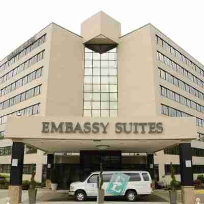 Embassy Suites by Hilton Tysons Corner Hotel Exterior